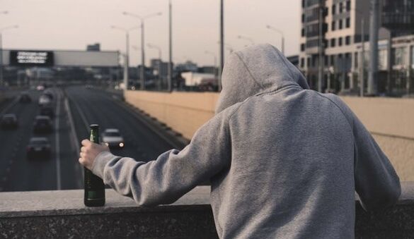 Drinking man how to help overcome addiction